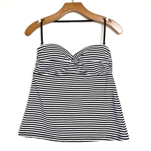 Mossimo Supply Co. Other - Mossimo | Striped Molded Cup Bandeau Twist Bandeau